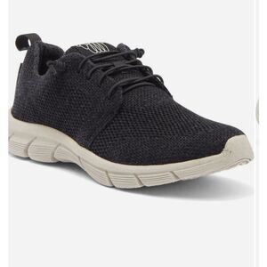 Woolloomooloo Merino Wool Sneakers Unisex Eur Size 41, womans (10,5- 11)